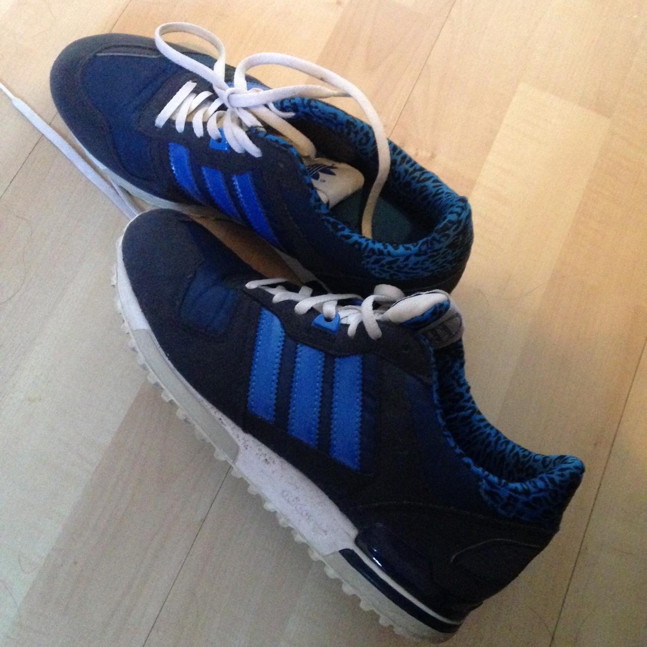 adidas blue trainers womens