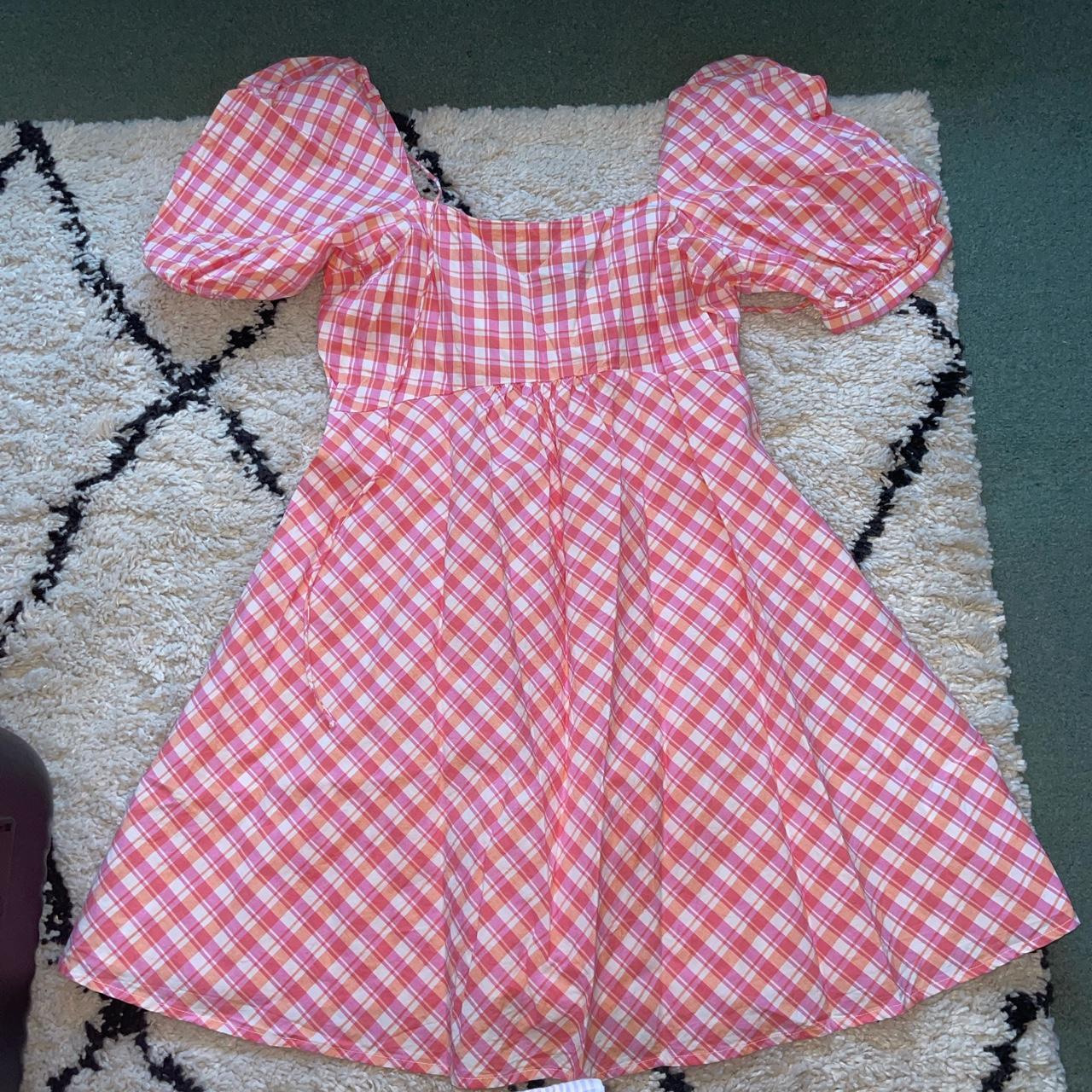 Checked babydoll dress with puff sleeves Worn once Depop
