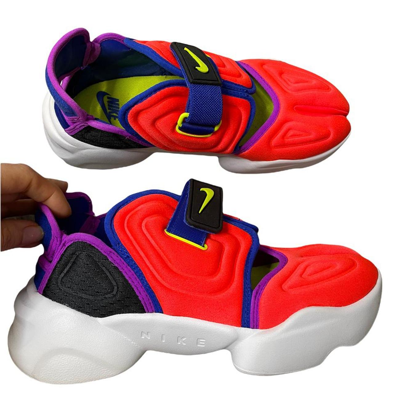 nike aqua rift bright crimson