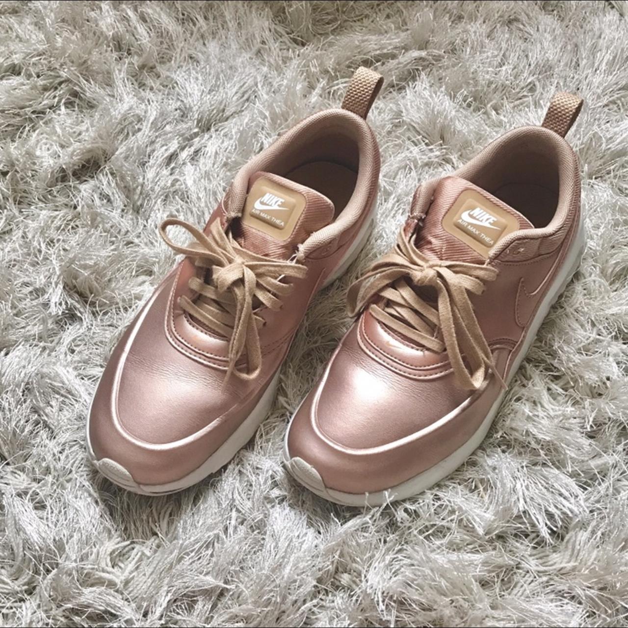 Rose gold shop air max thea