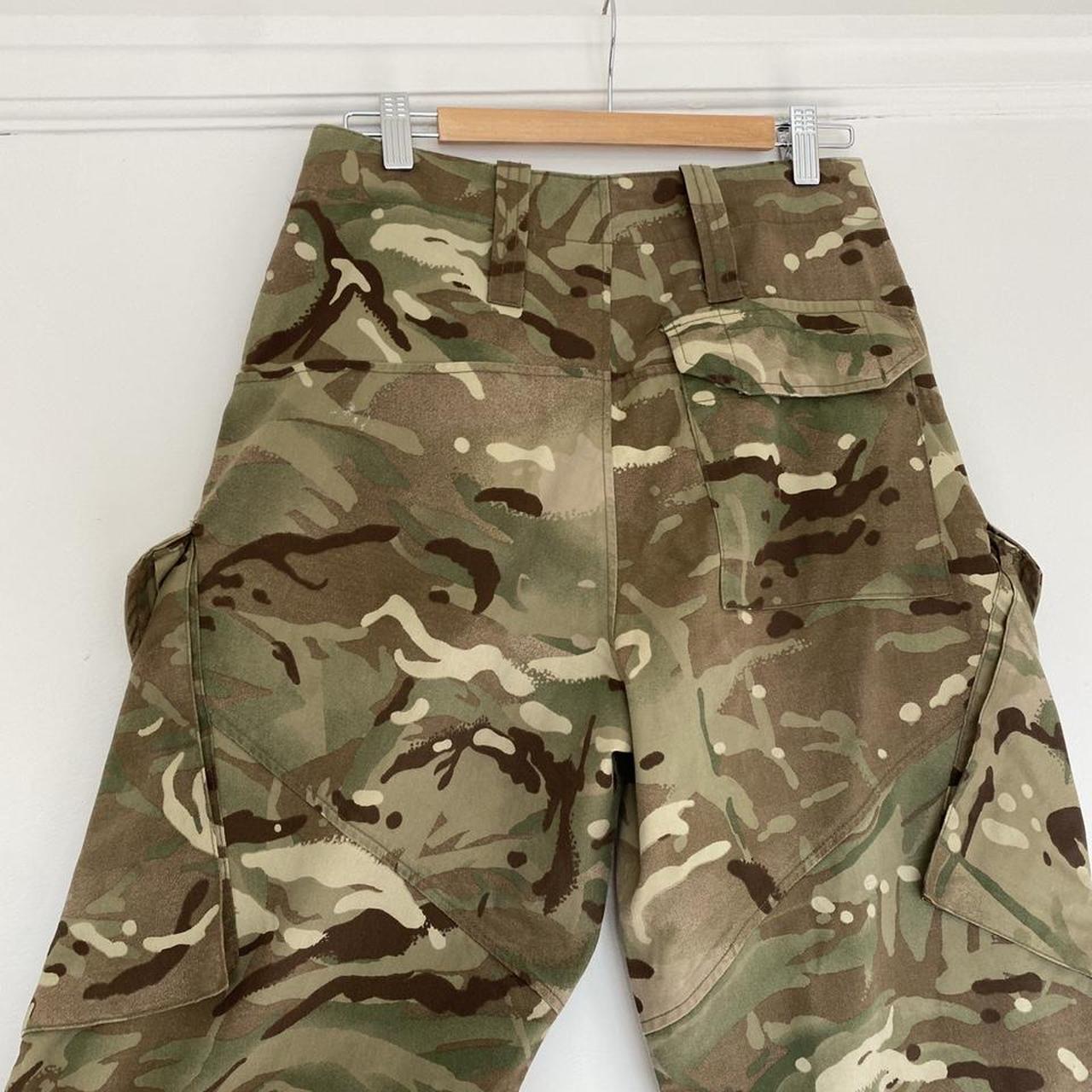 Baggy oversize army cargo pants - Depop