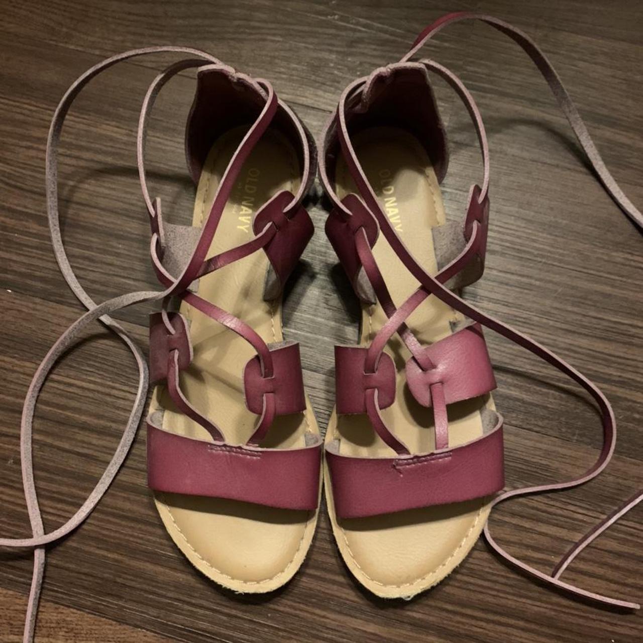 Old Navy Women's Purple Sandals Depop