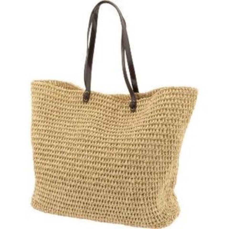 Banana republic straw on sale clutch