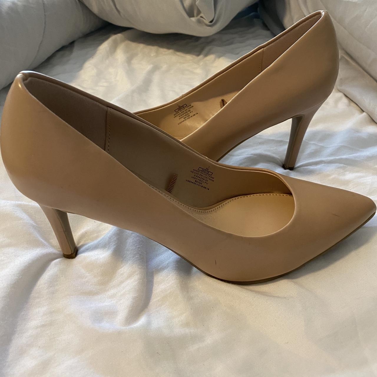 old navy nude heels