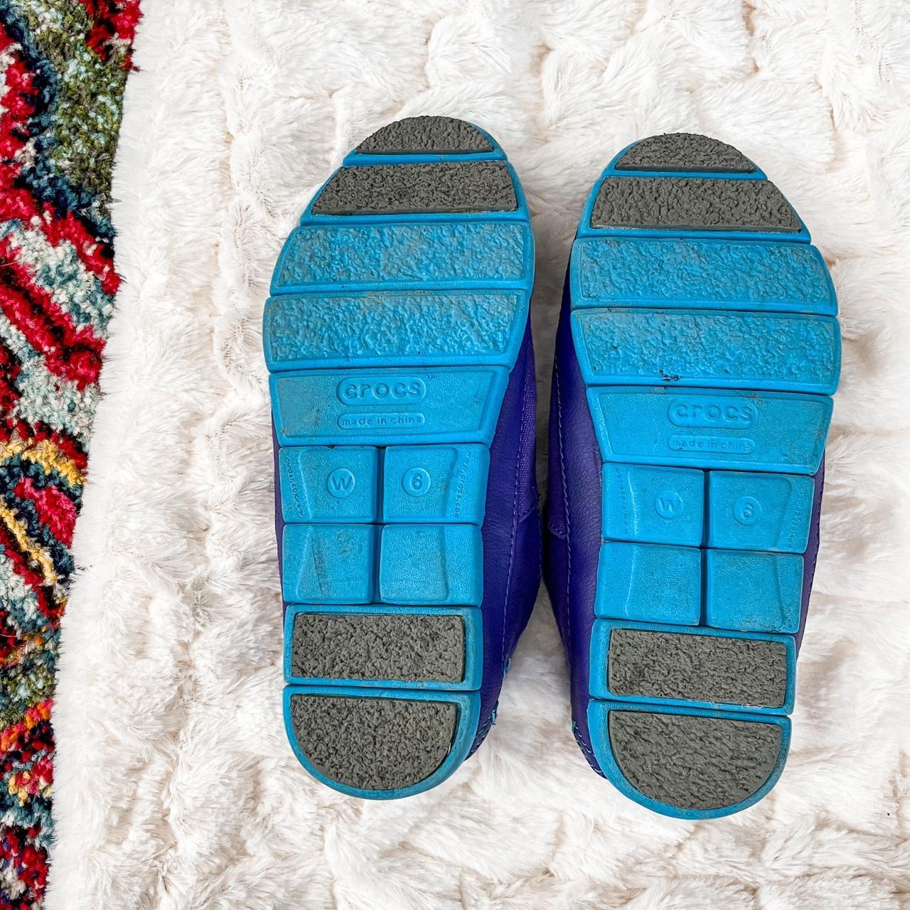 crocs stretch sole flat