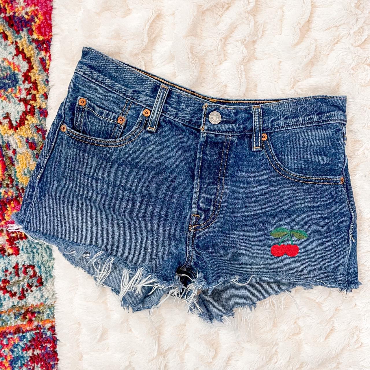 levi's embroidered shorts