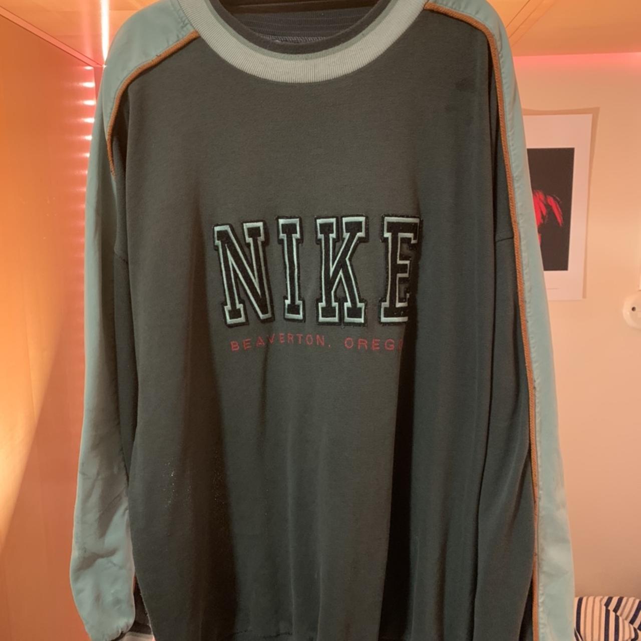 Lemon nike jumper Clearance
