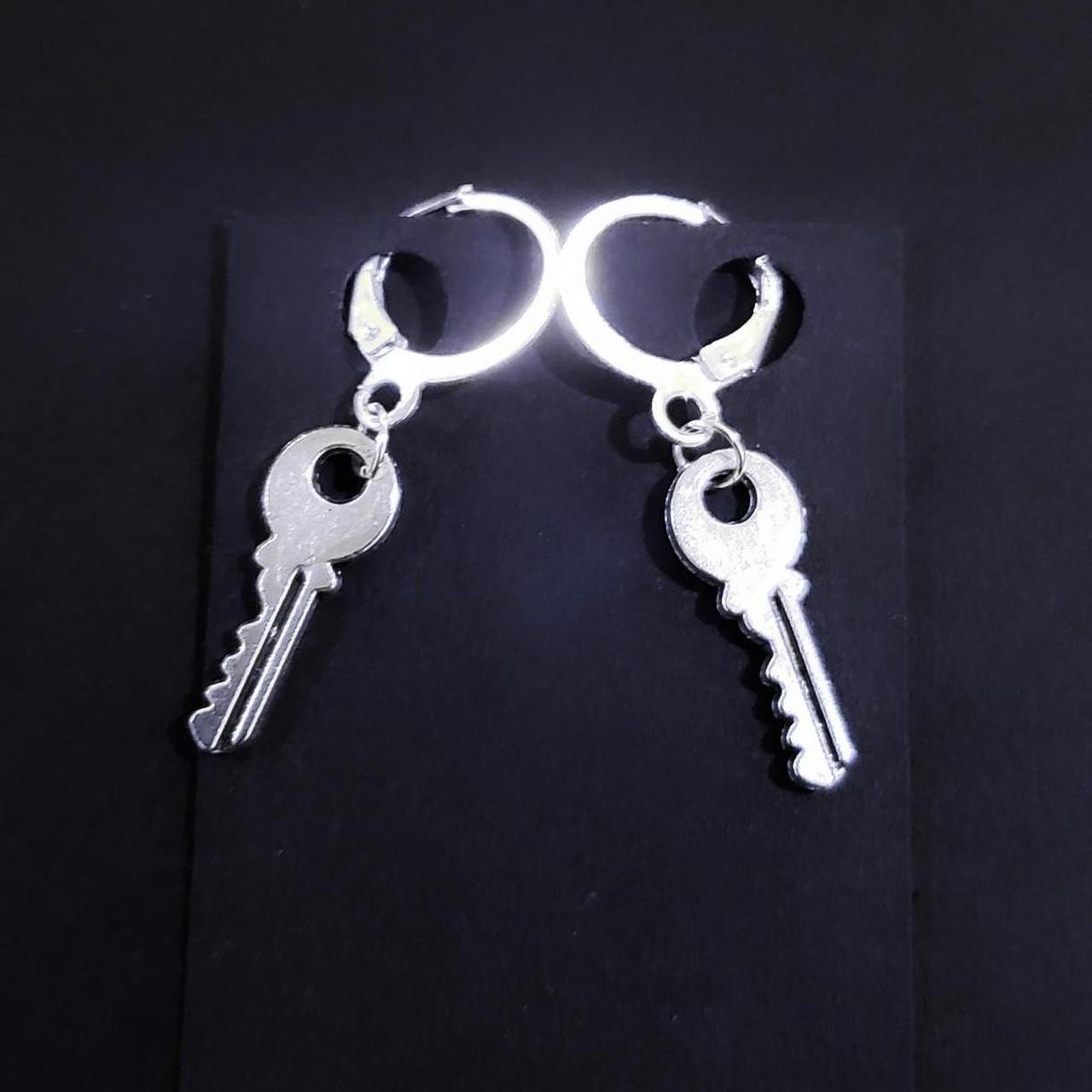 Product Image 1 - Silver Key Ear Hugger Earrings.