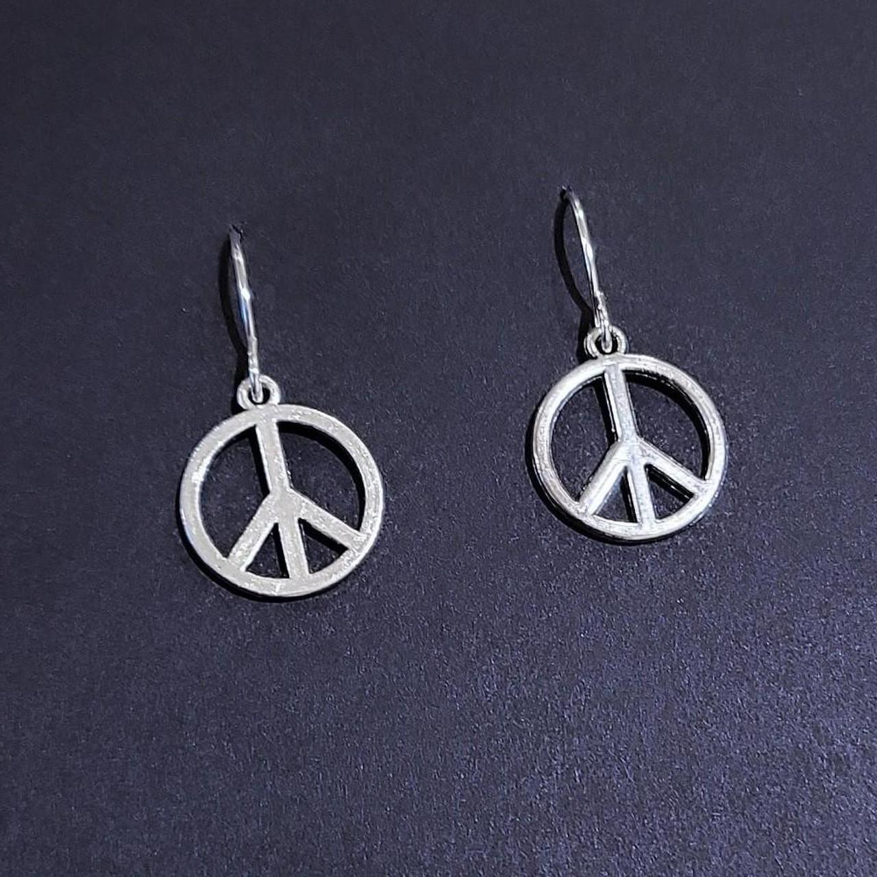 Product Image 3 - Small Silver Peace Sign Earrings