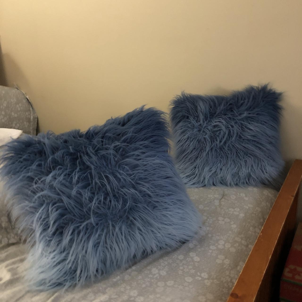 Ombre clearance fur pillow