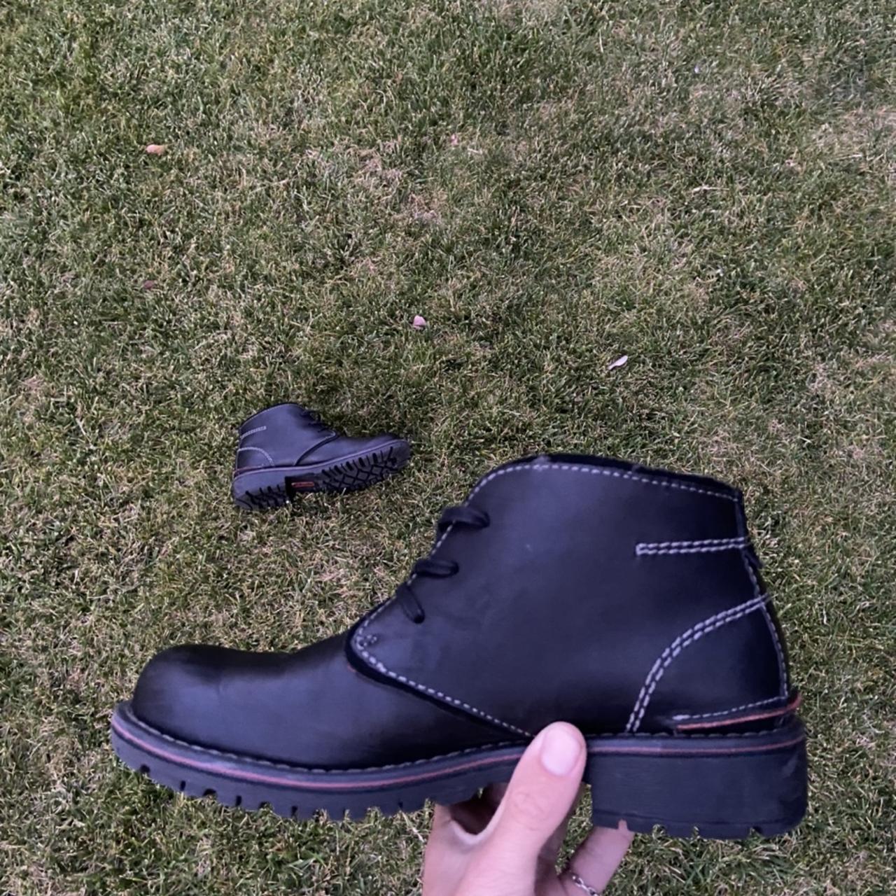 clarks 3 eyelet chukka boots men’s size 7.5 made... Depop