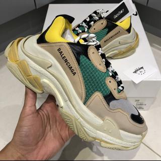 Balenciaga triple deals s prezzo