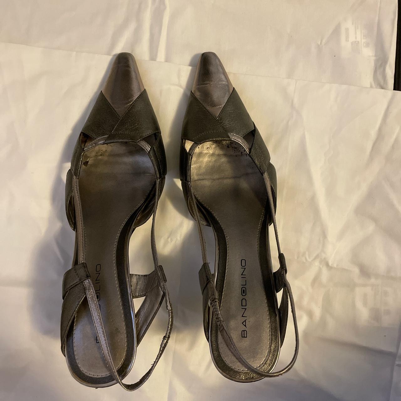 bandolino silver heels