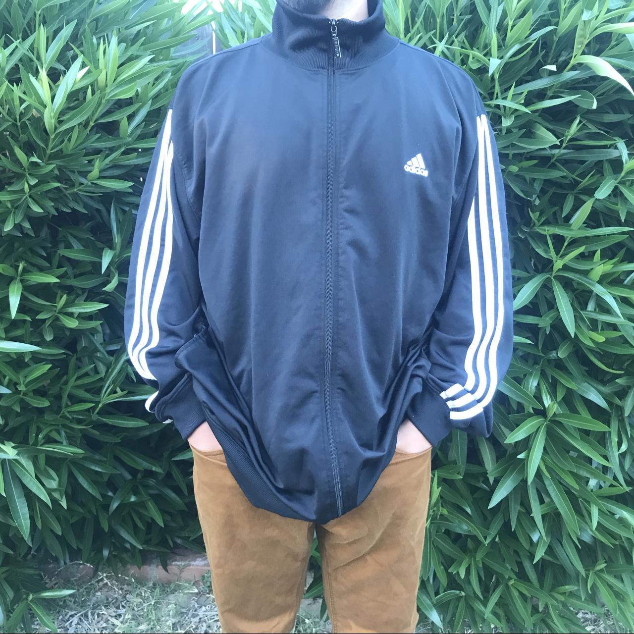 item listed by dyyyan