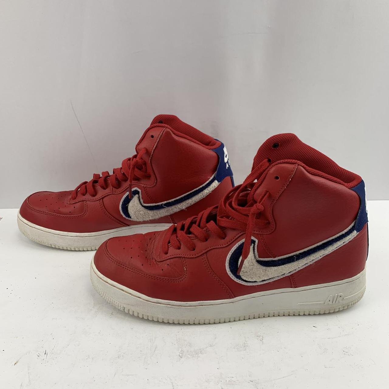 red white and blue af1 lv8