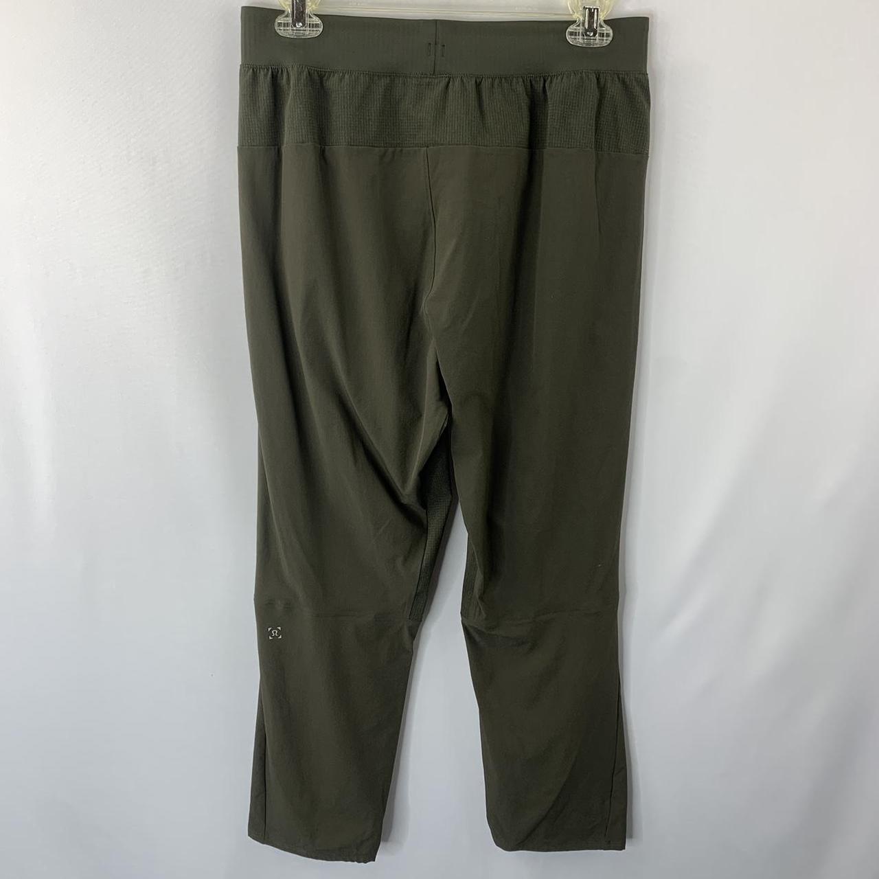 💚 Green Lululemon Jogger Athletic Leggings 💚 In... Depop