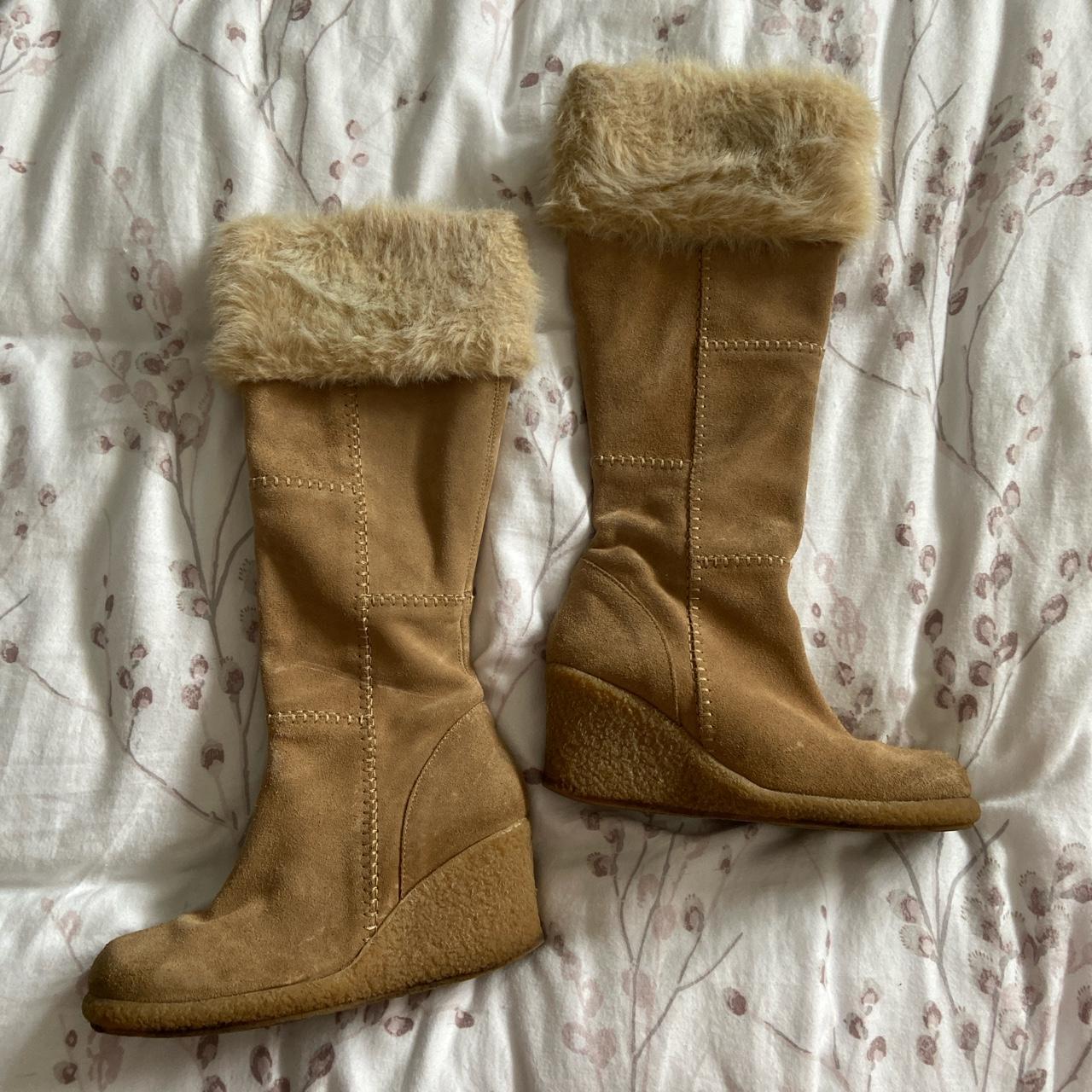 Bratz y2k Eskimo snow heeled suede wedge boots in... - Depop