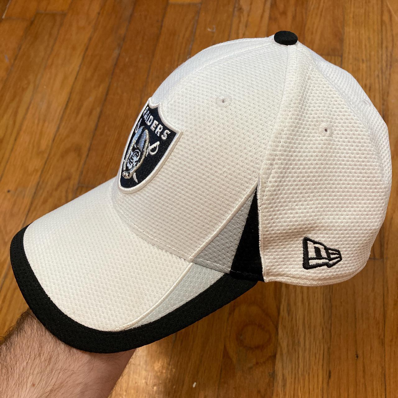 New Era Oakland Raiders cap. Small/Medium 39Thirty - Depop