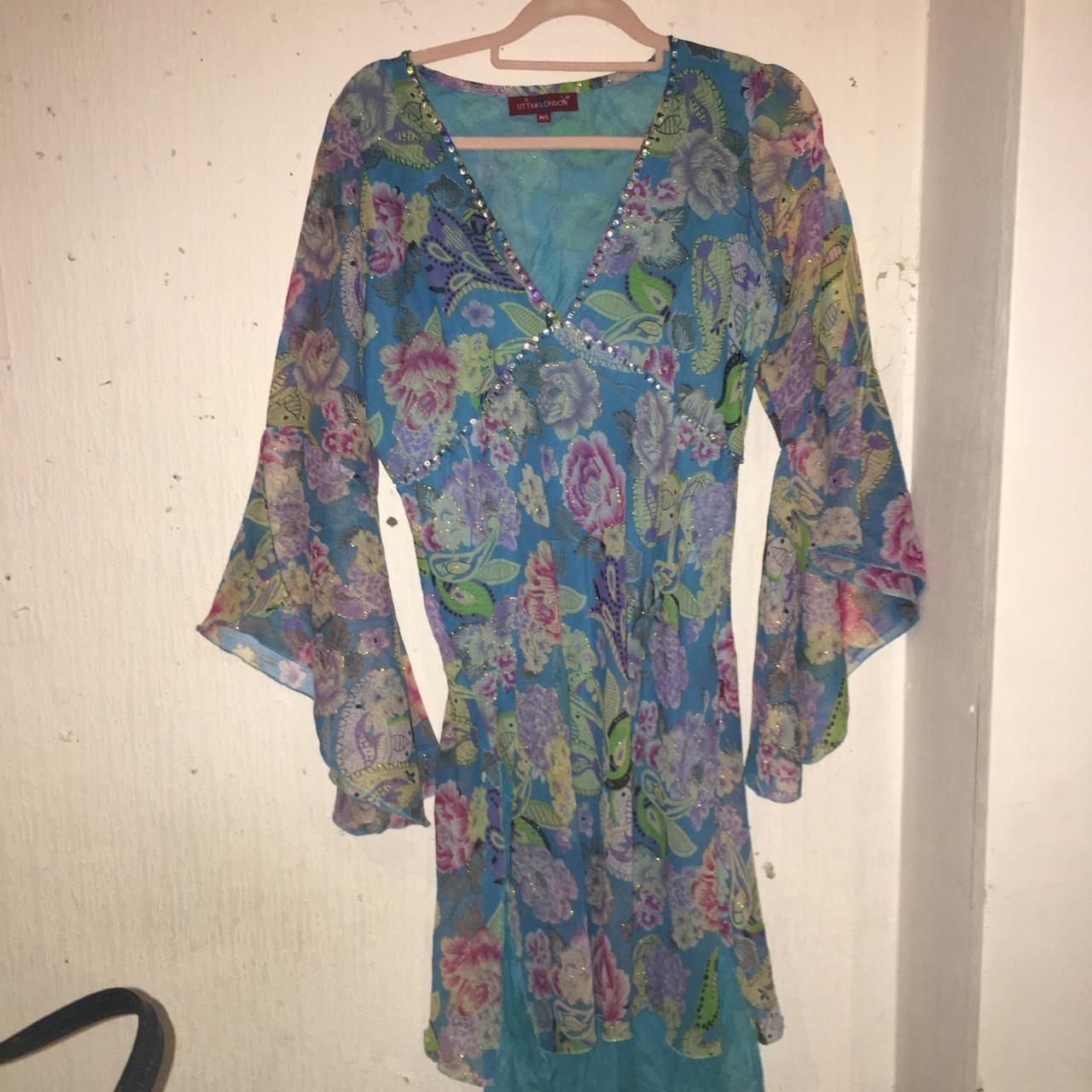 Incredible floral blue pink flowy dress. Plunge... - Depop