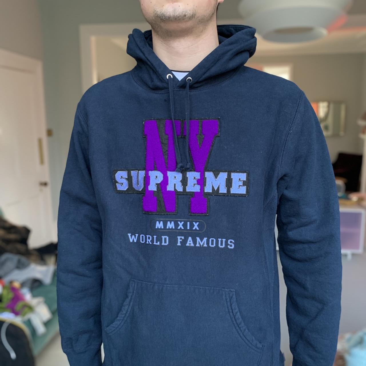 Supreme world famous hoodie, Very good condition,...