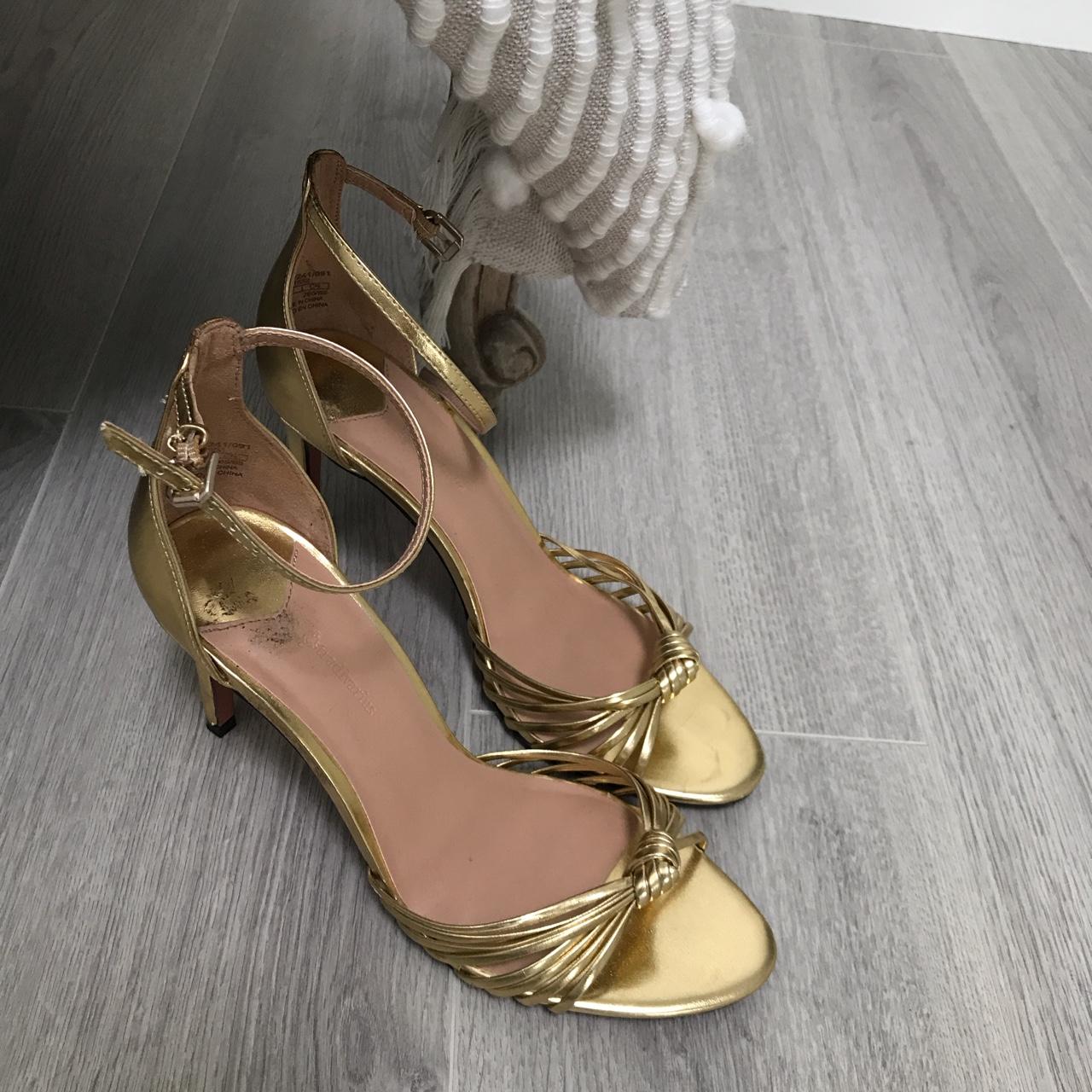 Stradivarius gold Grecian style sandals. UK 8 Depop