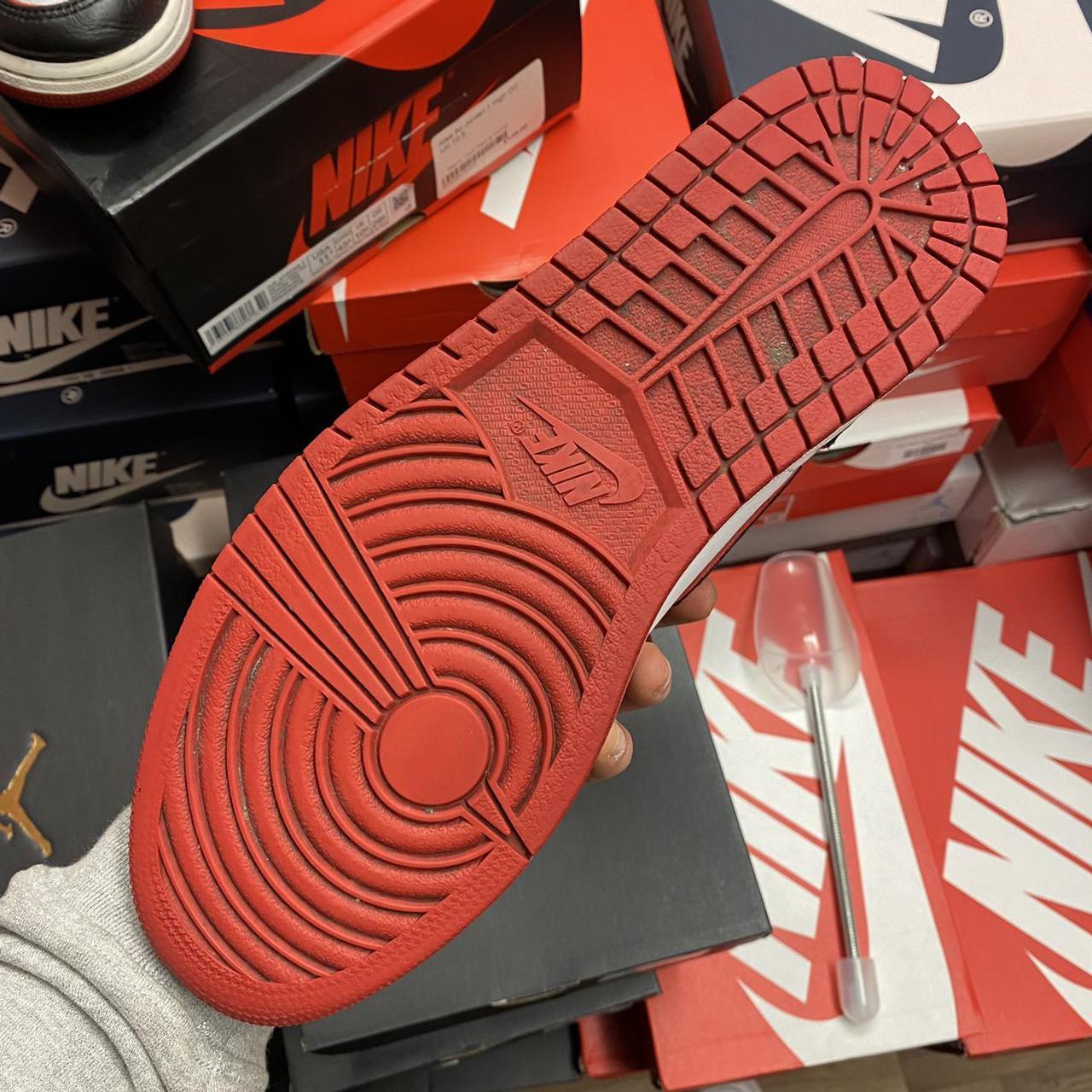 jordan 13 lakers footlocker