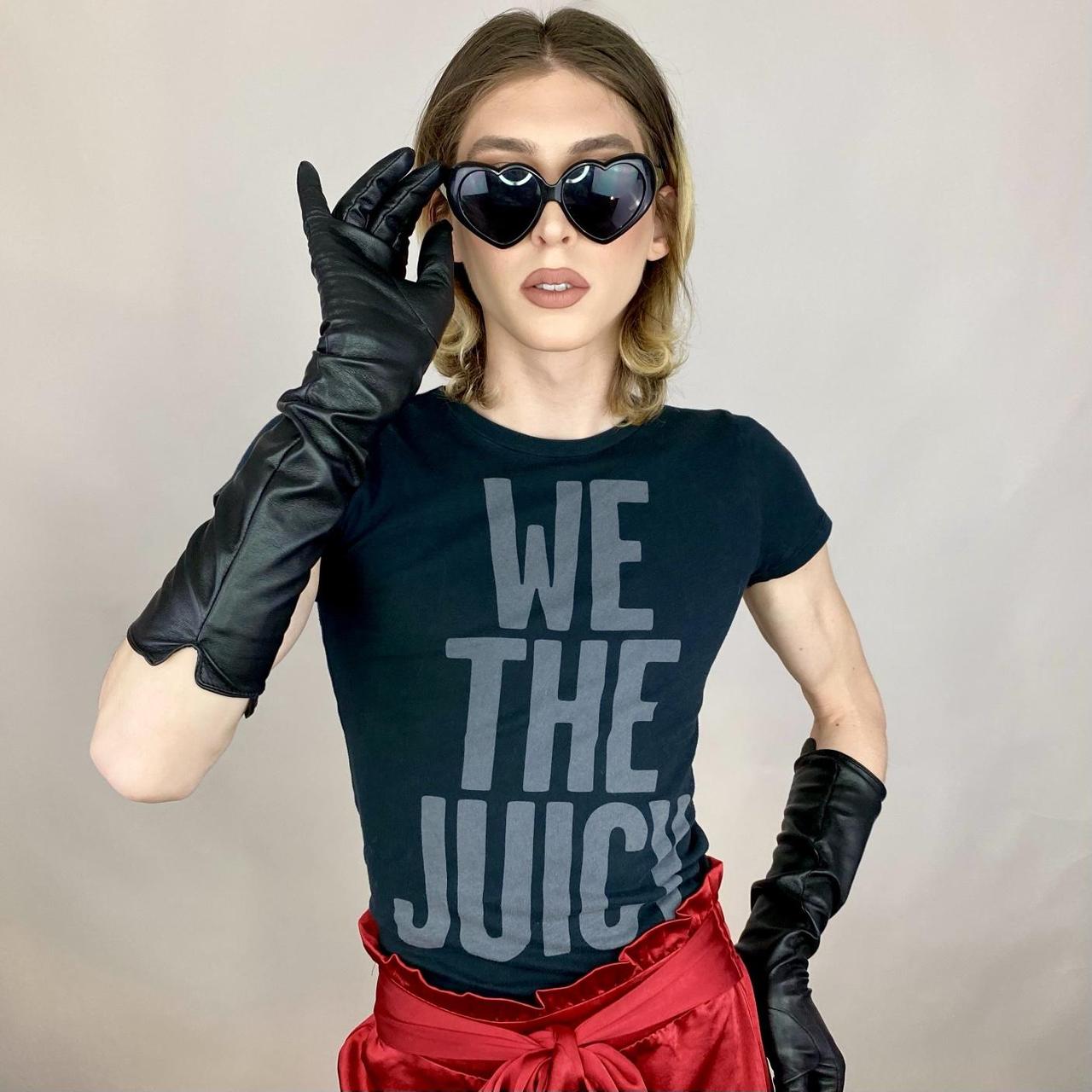 🖤🤍WE THE JUICY TEE🤍🖤, the most iconic, ultimate y2k,...