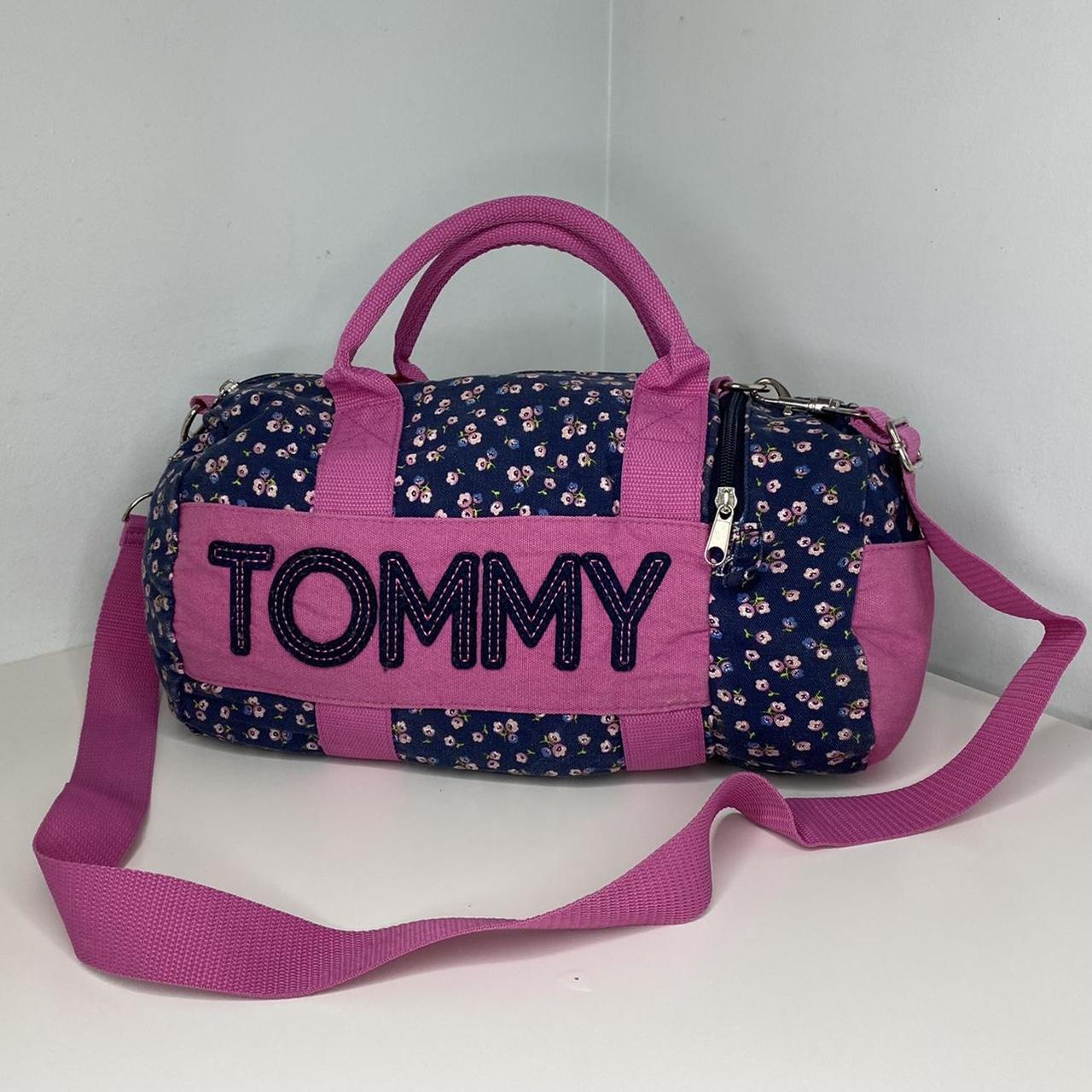 Tommy hilfiger discount overnight bag womens