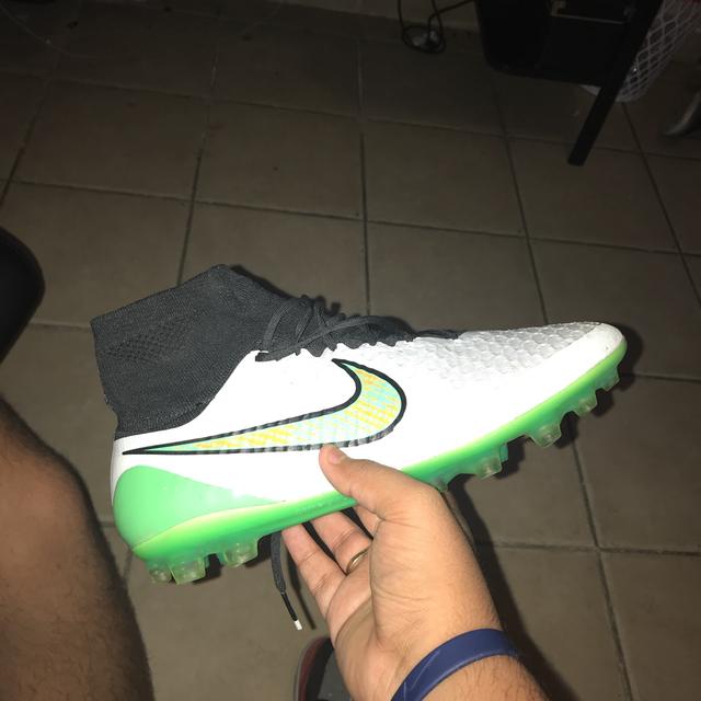 Nike magista best sale obra white green