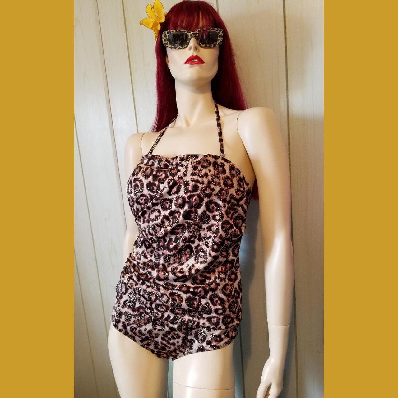 Jaclyn Smith Retro GLAM Curvy Pinup Style Glittery... - Depop