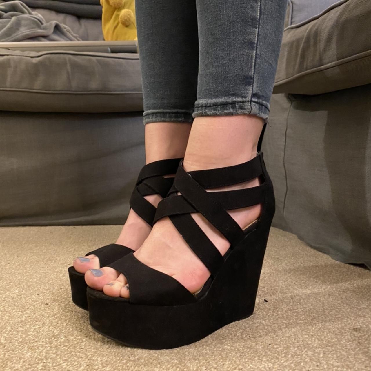 Size 4 wedge on sale heels