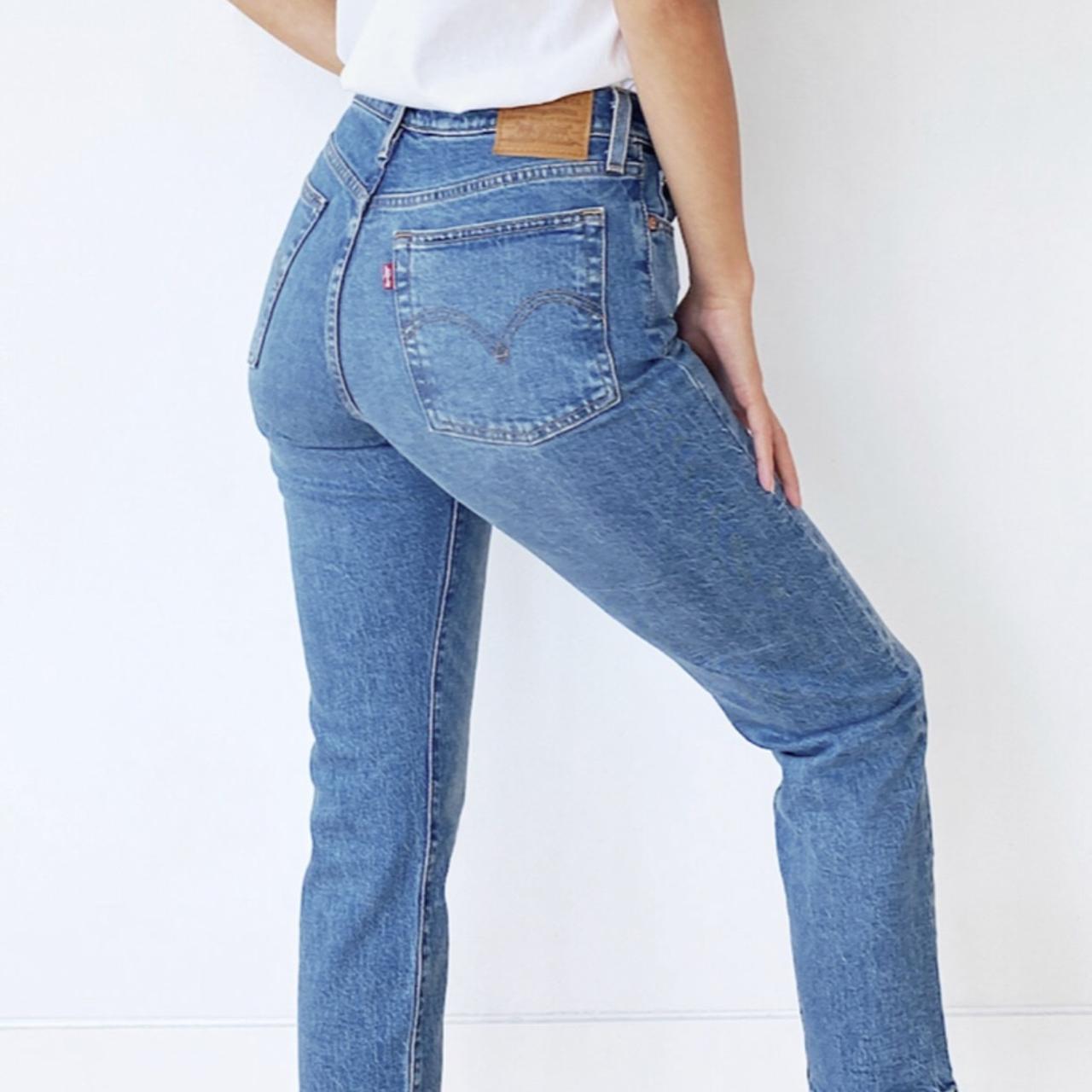 levi's iconic wedgie jeans