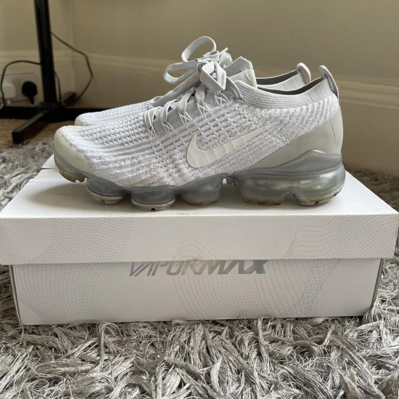 barely grey nike vapormax