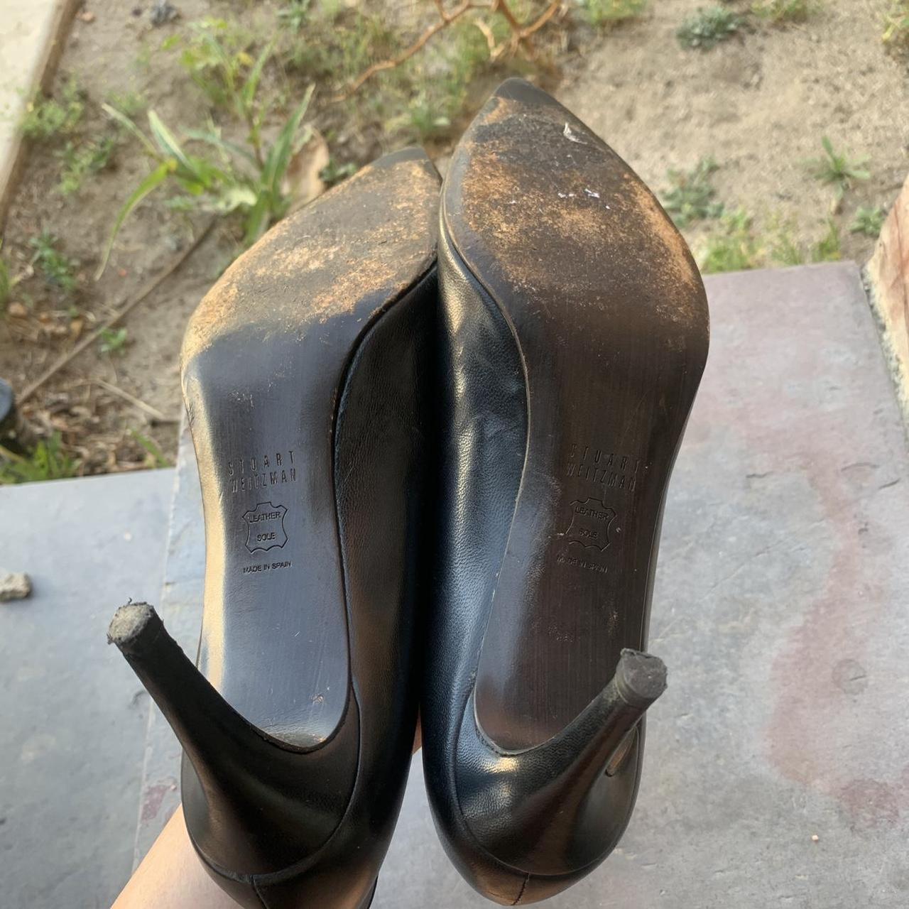 Stuart Weitzman black pumps! Super cute and perfect... - Depop