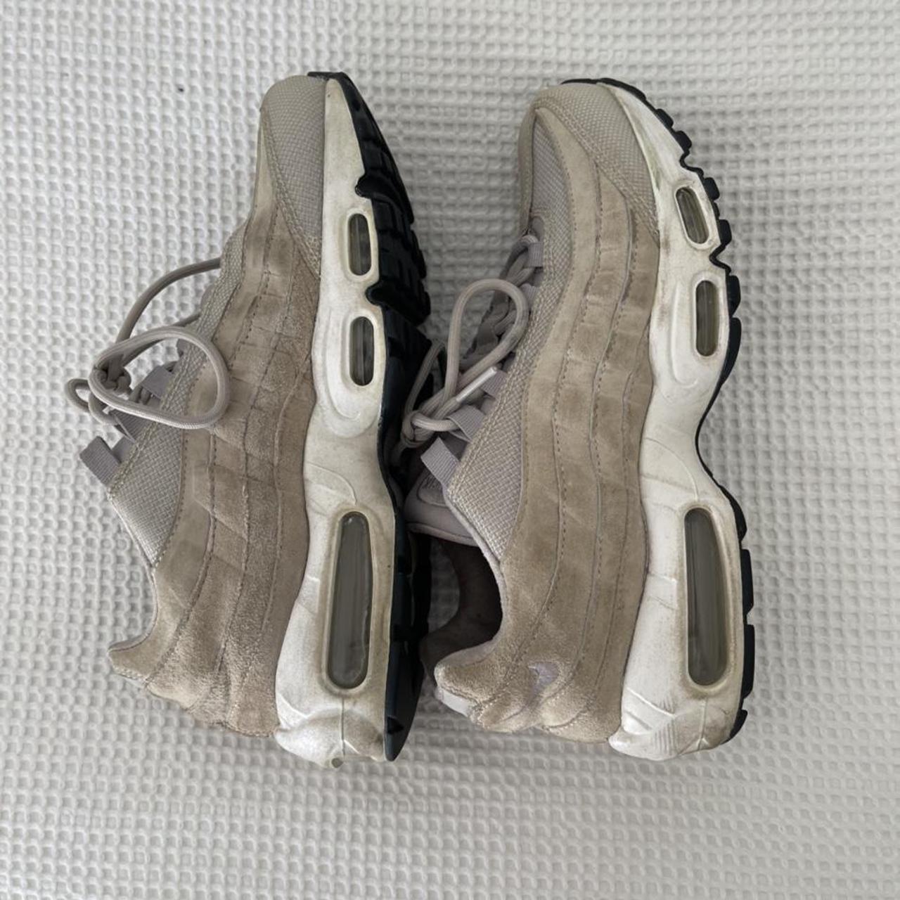 beige 95s