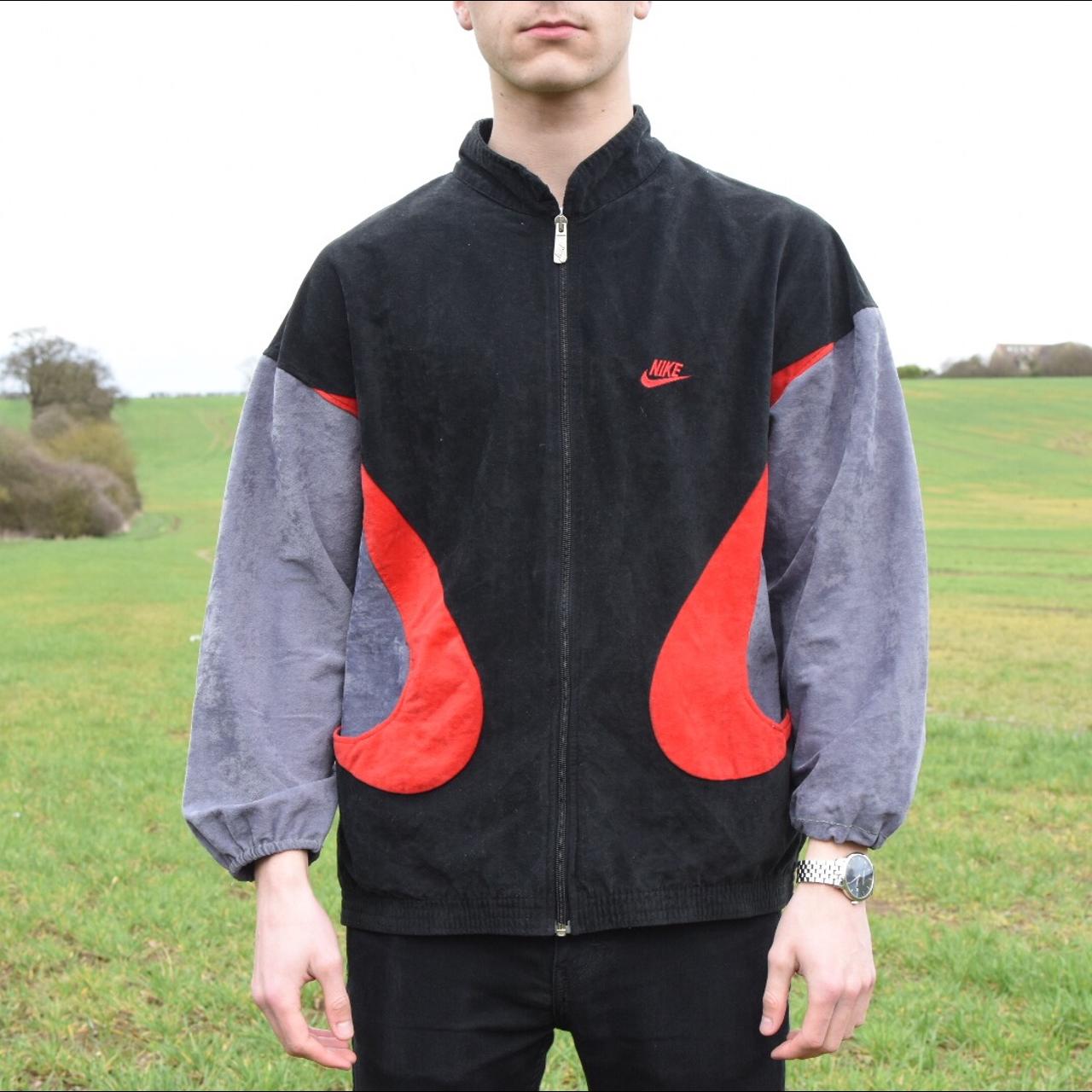 Nike tracksuit big outlet swoosh