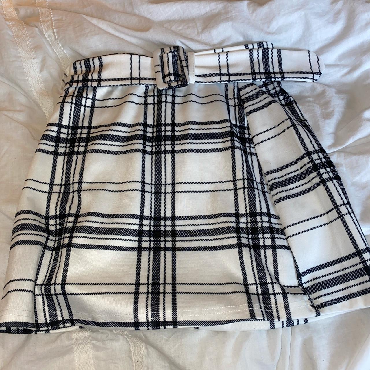 The cutest shein skirt -never worn -8/10 condition... - Depop