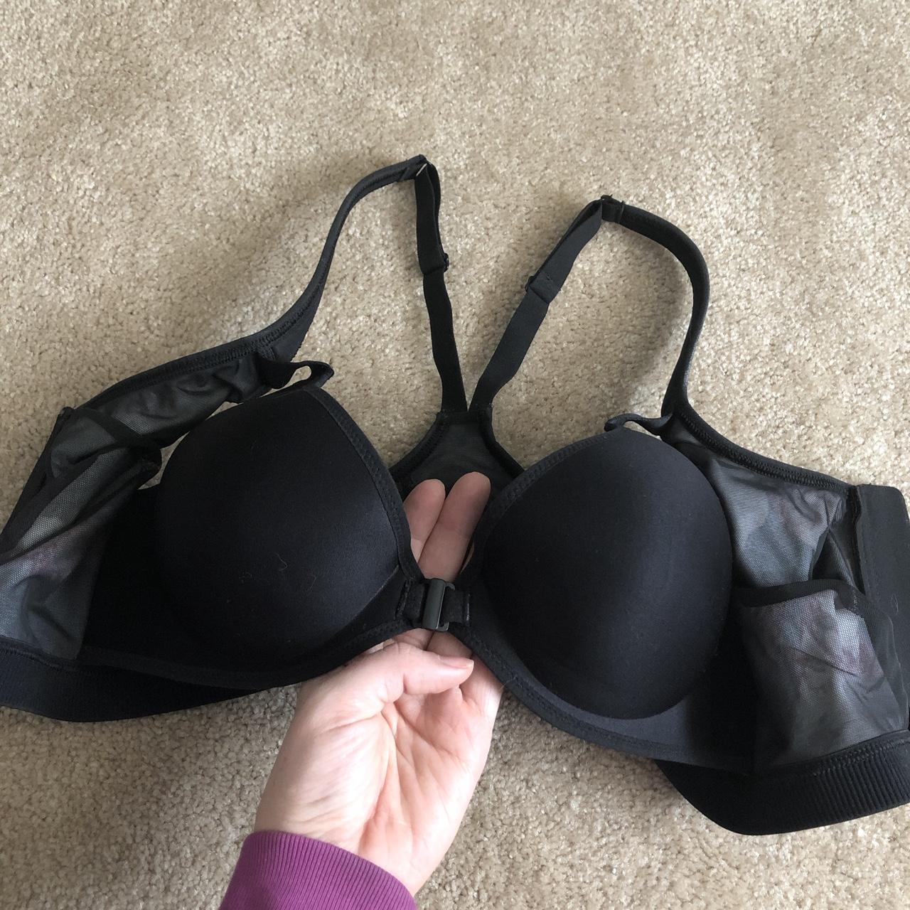 Victoria's Secret VSX Sport Knockout Athletic Bra. - Depop