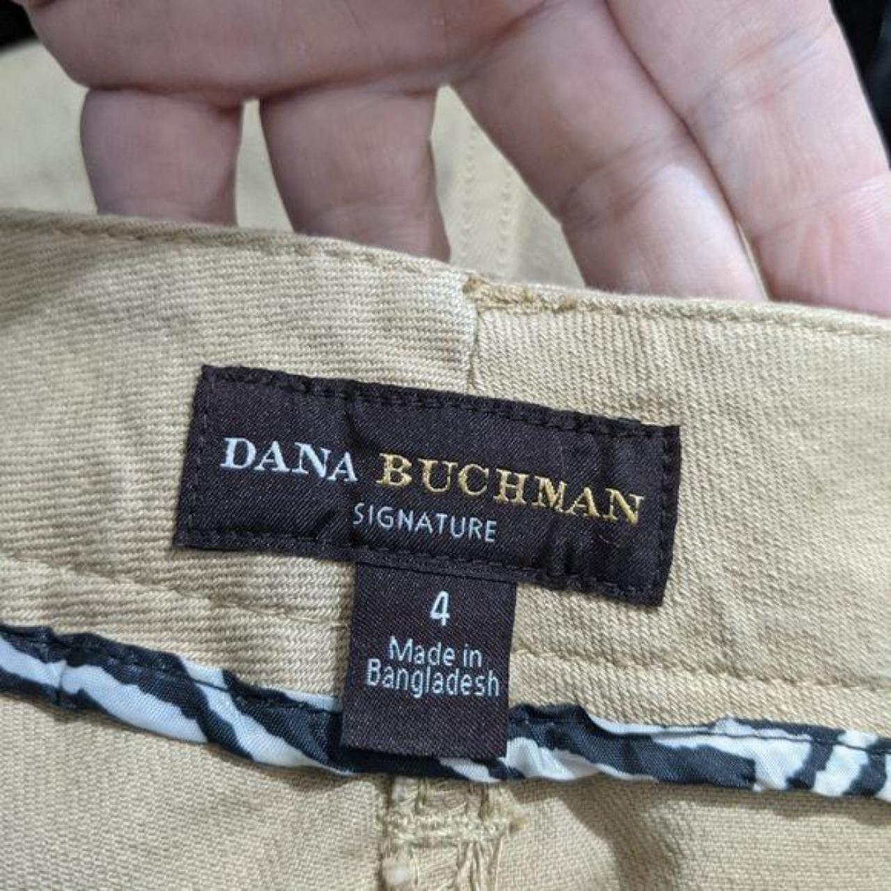 💎 Dana Buchman Signature Capri Jeans Tan Size... - Depop 