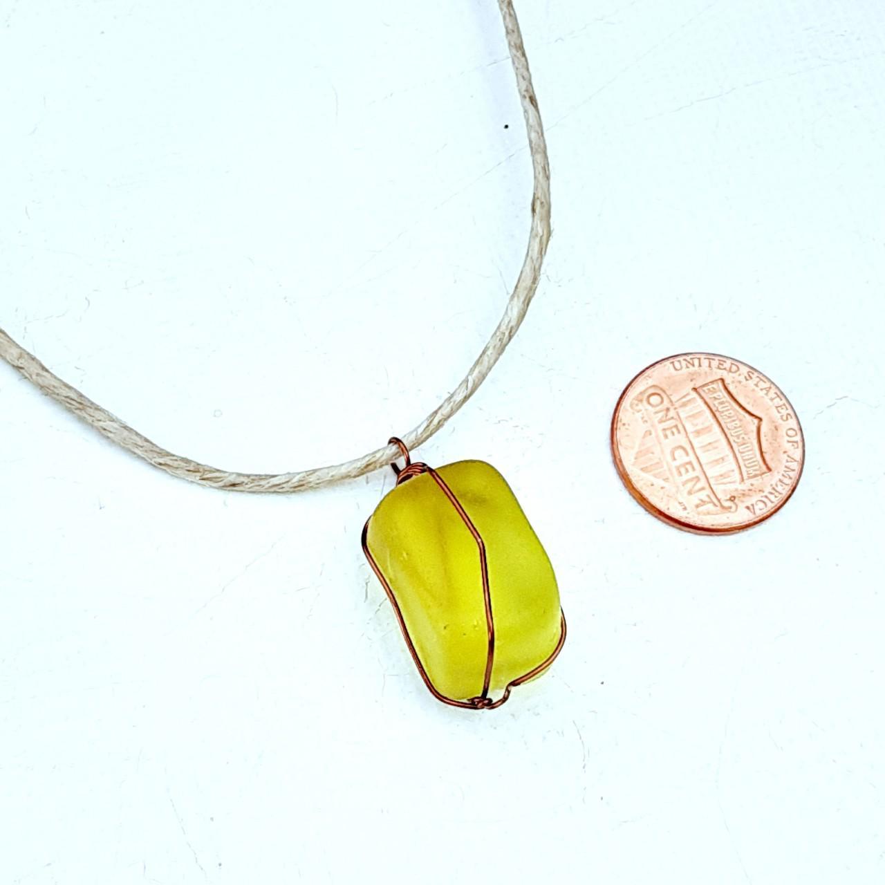 Product Image 3 - Hemp choker necklace. 
Bronze wire
