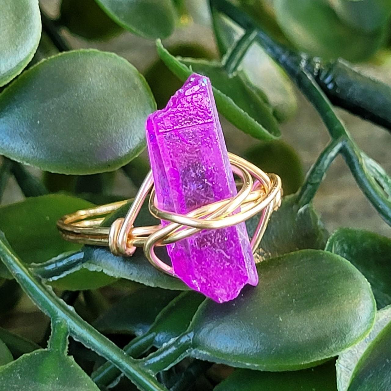 Women's Pink and Gold Jewellery Depop