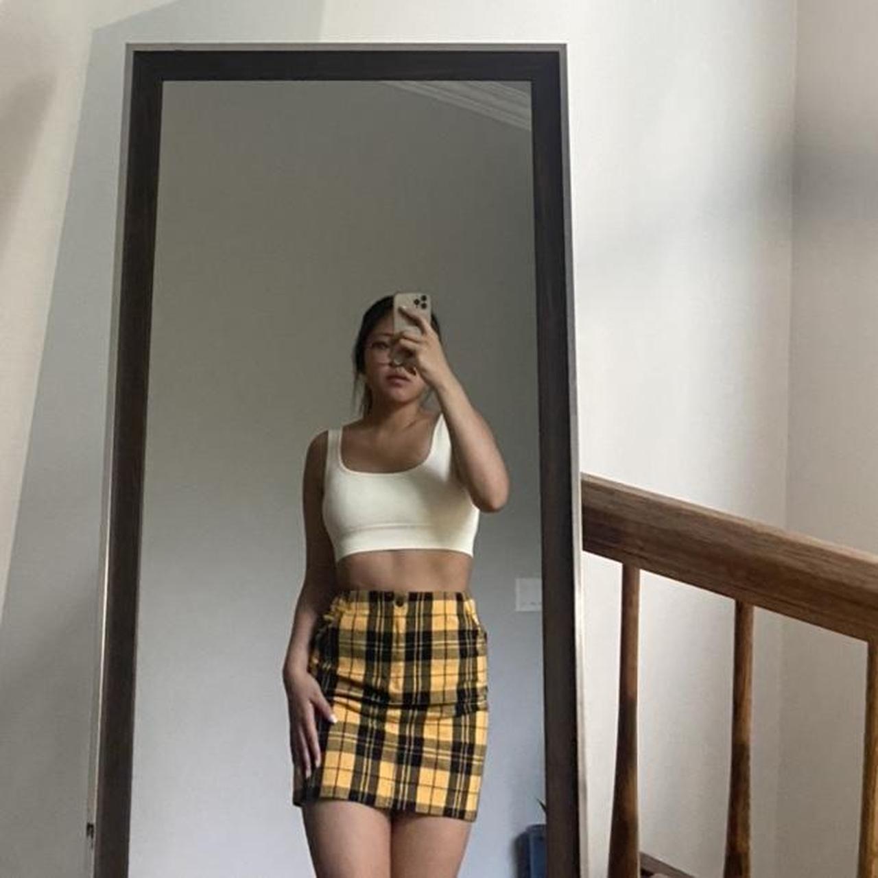 Yellow plaid skirt Hollister size s Cher