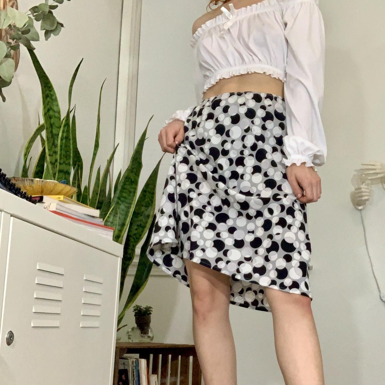 THE LIMITED Women's Black and White Skirt
