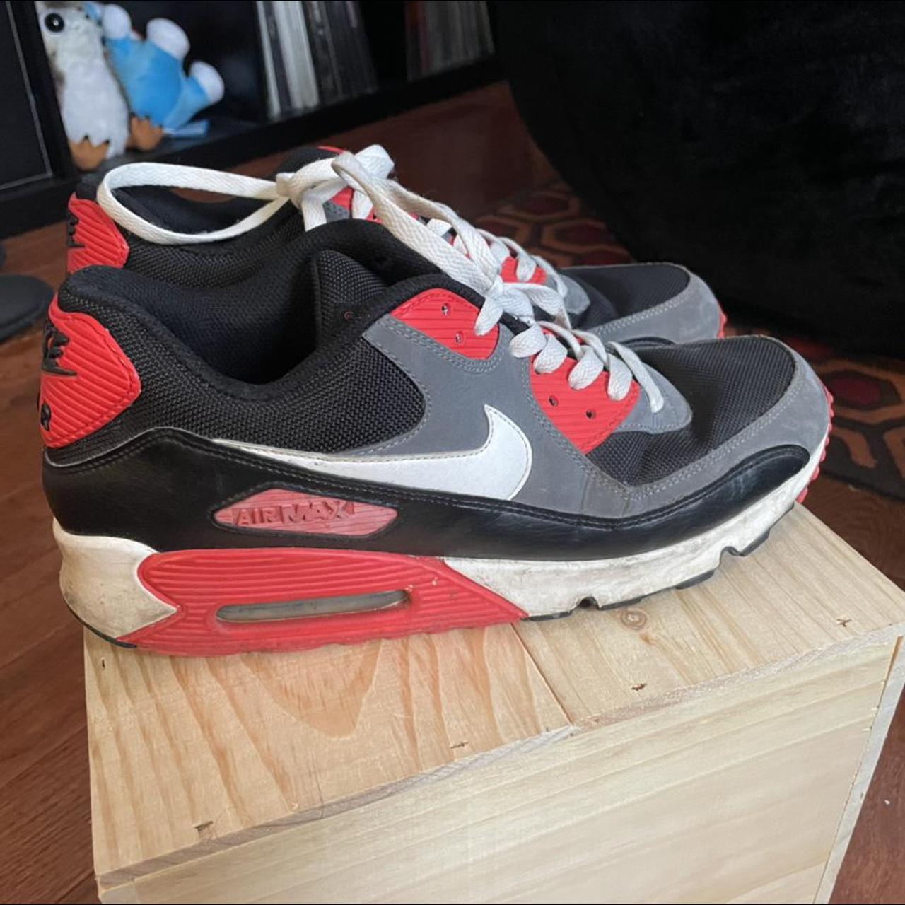 mens nike air max 90 black and red