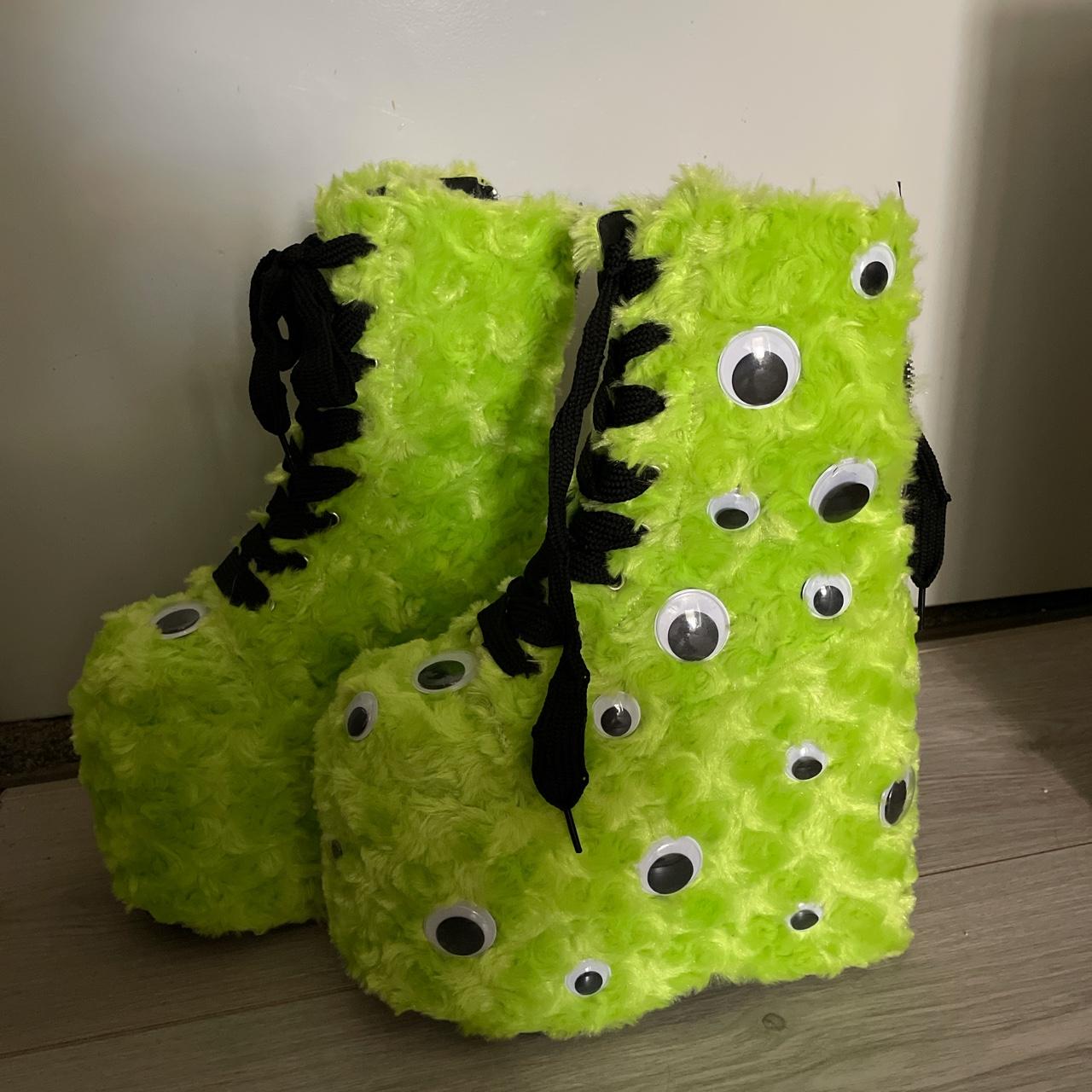 DECREASED PRICE x2 Demonia SLAY 206 Green boots