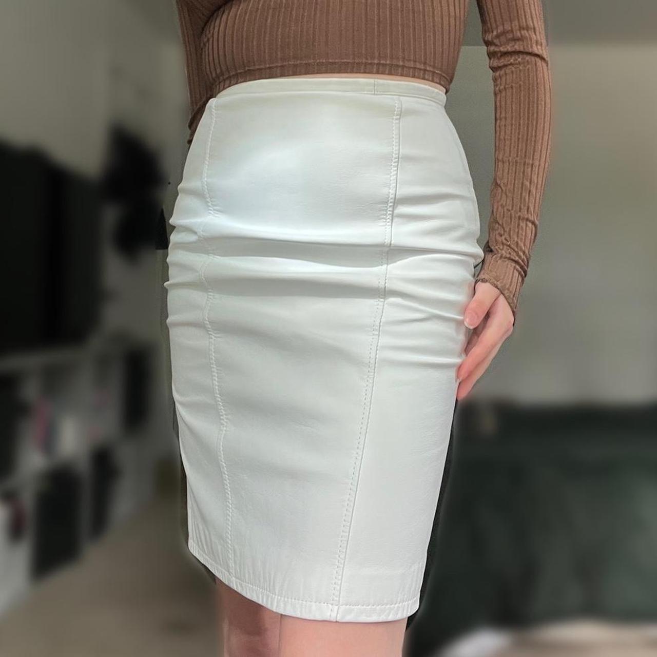 White leather shop skirt 90s