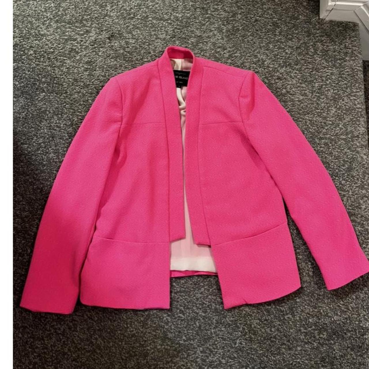 River island pink shoulder pad blazer size 8 - Depop