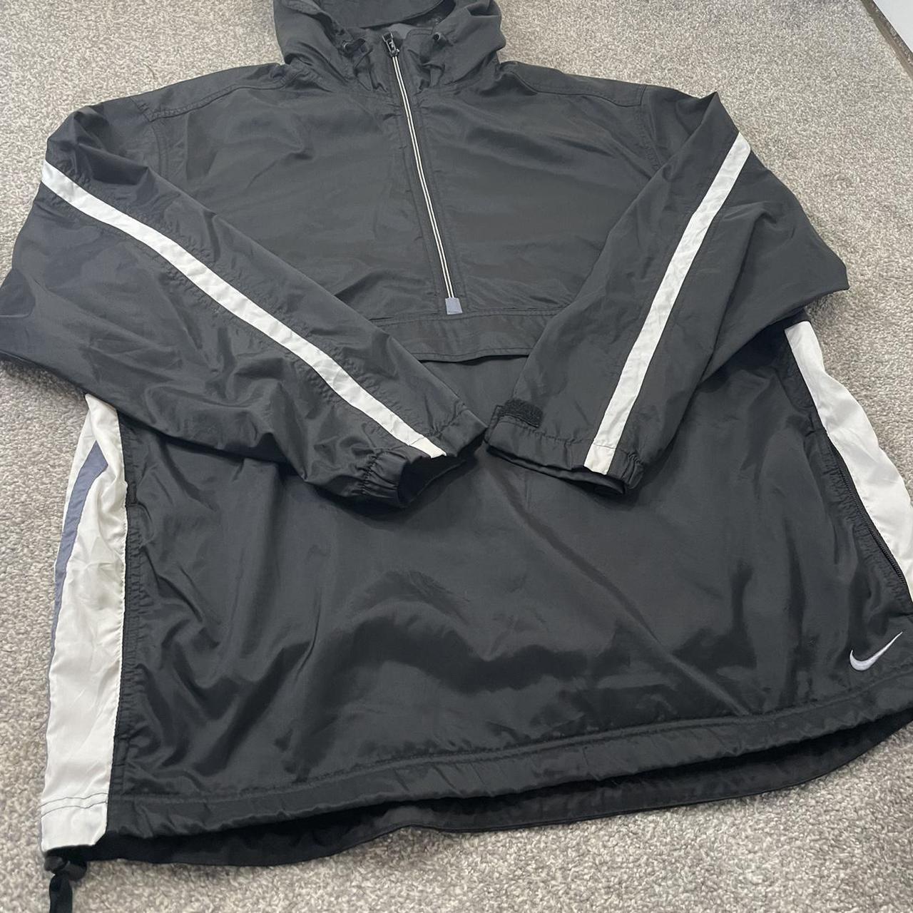 Nike Men's Black Jacket | Depop