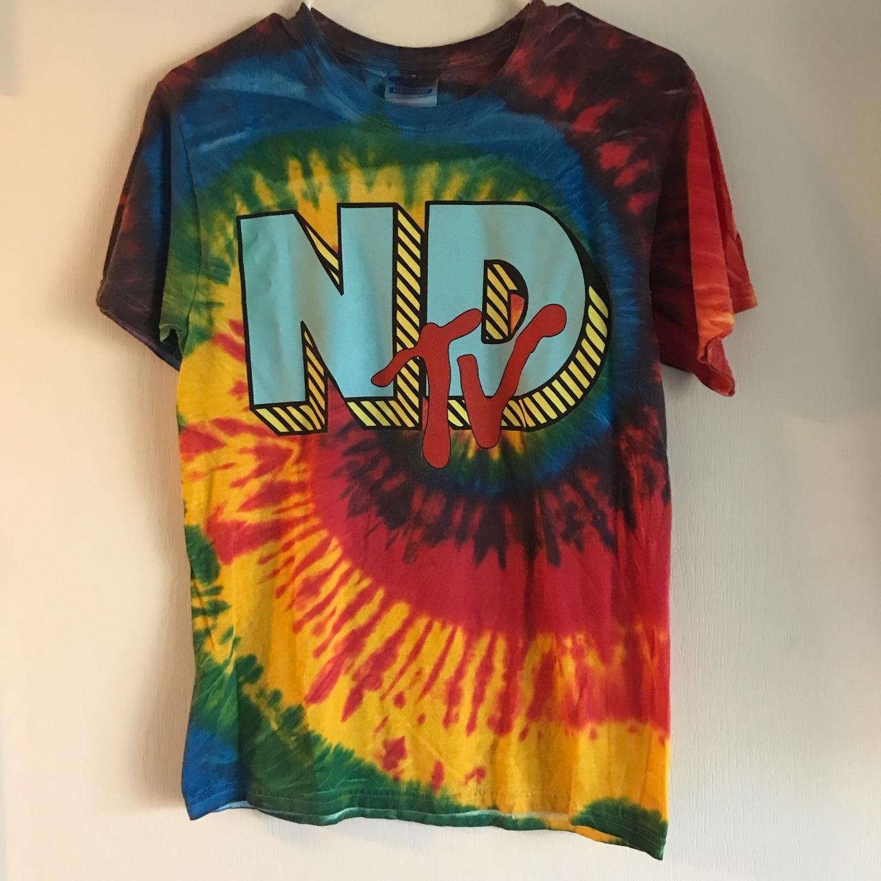 neck deep tie dye shirt