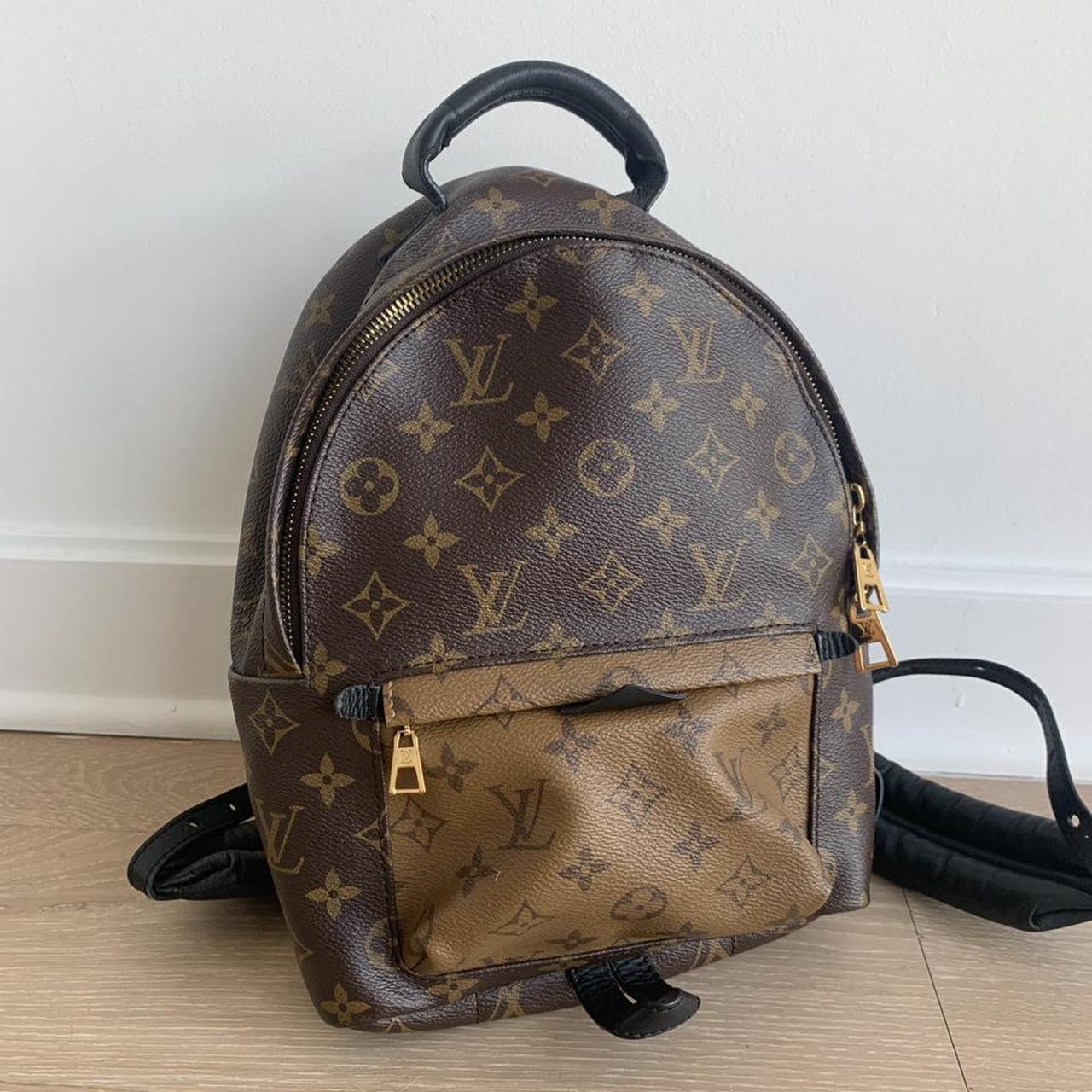 lv backpack medium